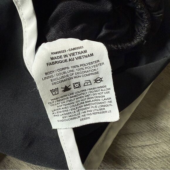 NIKE Running Shorts Mesh Lined Women’s Medium Black White Workout - Picture 12 of 13